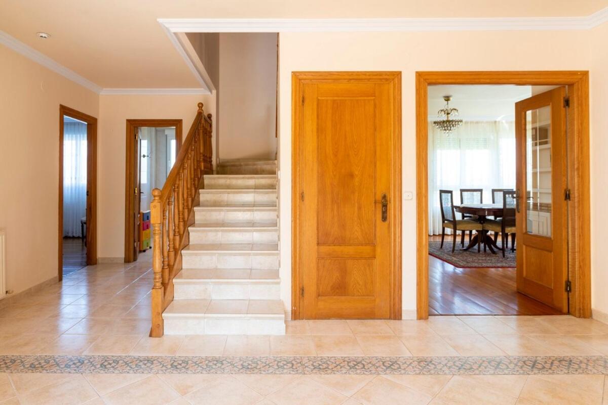 فيلا Casa Con Jardin En Gama Bárcena de Cicero المظهر الخارجي الصورة